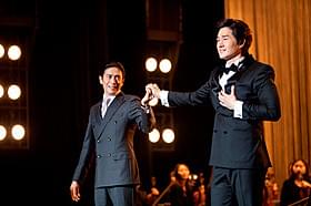 「ザ・テノール 真実の物語」で 共演を果たす伊勢谷友介とユ・ジテ「ザ・テノール 真実の物語」
