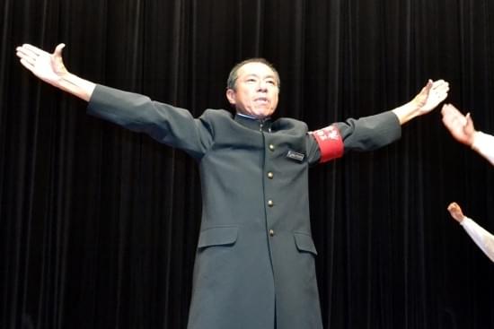 柳葉敏郎が学ランで絶叫フレ～！フレ～！ しごかれ役は快感…