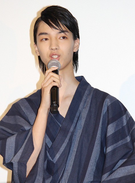 小松菜奈ら、賛否両論「渇き。」の10代キャストが浴衣で勢ぞろい - 画像3