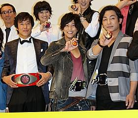 片岡愛之助、中山雅史もノリノリの初日挨拶「烈車戦隊トッキュウジャー THE MOVIE ギャラクシーラインSOS」
