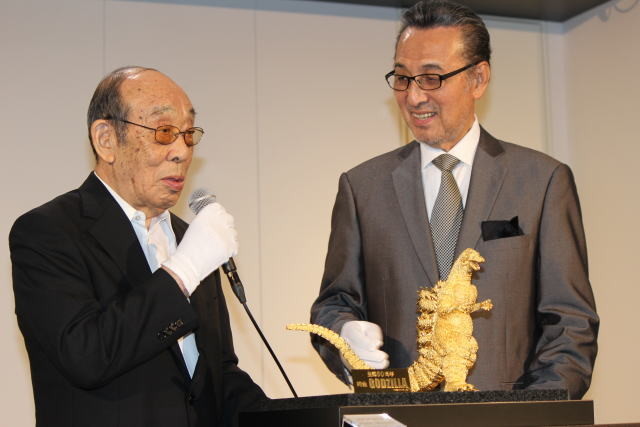 宝田明、純金ゴジラと対面！渋谷で生誕60周年記念した「G博」開幕 - 画像8