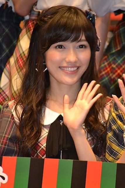 渡辺麻友ら「AKB48」メンバー、羽田空港新施設でこけら落とし公演！