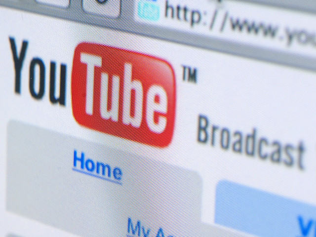 YouTubeの米広告収入、10億ドルを突破