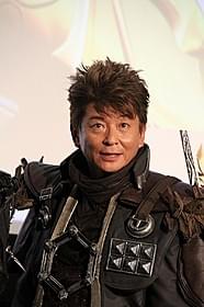 役衣装で登場した哀川翔