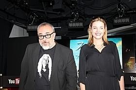 アレックス・デ・ラ・イグレシア 監督と妻のカロリーナ・バング「スガラムルディの魔女」