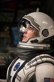 「インターステラー」でクリストファー・ノーラン 監督と再タッグを組んだアン・ハサウェイ「インターステラー」