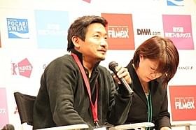 Q&Aを行ったパク・ジョンボム監督「ムサン日記 白い犬」