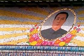 「金日成のパレード」の一場面「北朝鮮・素顔の人々」