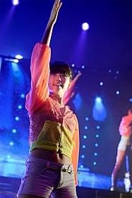 「魔女の宅急便」の小芝風花がダンスに挑戦!「ガールズ・ステップ」