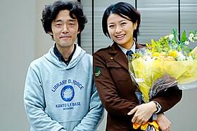 撮影を終えたばかりの佐藤信介監督と榮倉奈々「図書館戦争」
