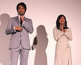 感極まる大沢たかおと石原さとみ「風に立つライオン」