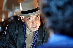 「GONIN サーガ」で五誠会2代目会長を演じるテリー伊藤「GONIN」
