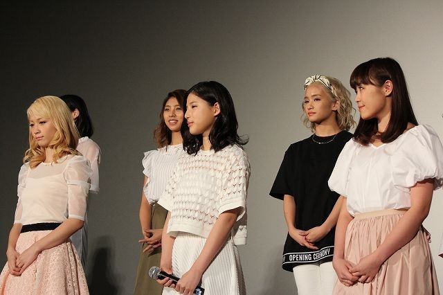 石井杏奈、E-girlsメンバーから「ソロモンの偽証」演技を絶賛され感涙