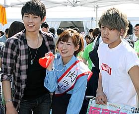 会場内をパトロールした武田梨奈「原宿デニール」