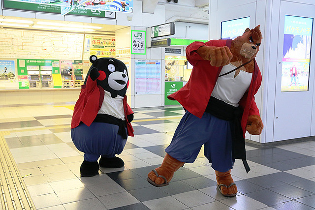 「バケモノの子」熊徹＆くまモン、映画の舞台・渋谷でクマ同士の友情深める - 画像2