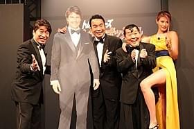 リアクション芸を披露した「ダチョウ倶楽部」メンバーと高野人母美「ミッション:インポッシブル ローグ・ネイション」
