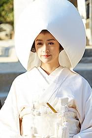 「ボクは坊さん。」劇中で 白無垢姿を初披露した山本美月「ボクは坊さん。」