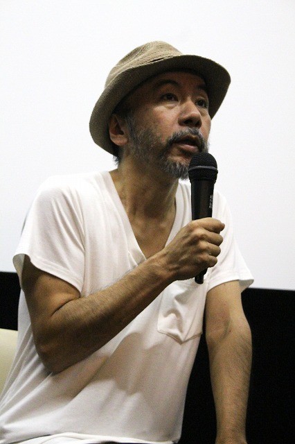 塚本晋也監督、終戦記念日の「野火」上映に「感慨でいっぱい」