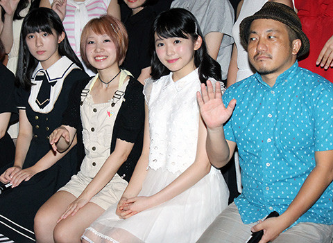 （左から）蒼波純、みさこ、久間田琳加、白石和彌監督