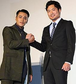 舞台挨拶に立ったELLYと八木将康「TRASH トラッシュ」