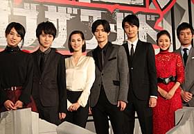 舞台挨拶に立った三浦春馬、長谷川博己、 水原希子、本郷奏多、石原さとみら「進撃の巨人 ATTACK ON TITAN」