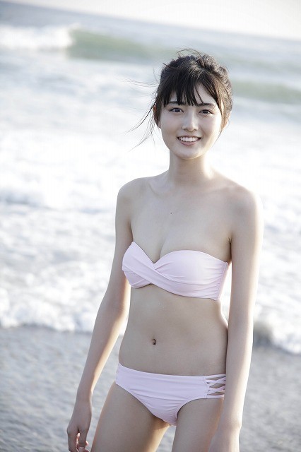 注目の若手女優・水谷果穂、初写真集が11月に発売！水着姿に初挑戦