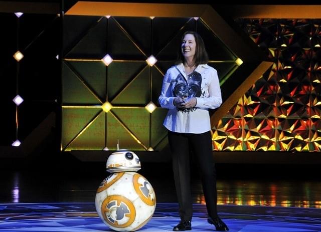 「スター・ウォーズ」新ドロイドBB-8お披露目にファン2000人歓喜！