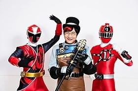 ゲスト出演する「南海キャンディーズ」の山里亮太「手裏剣戦隊ニンニンジャーVSトッキュウジャー THE MOVIE 忍者・イン・ワンダーランド」