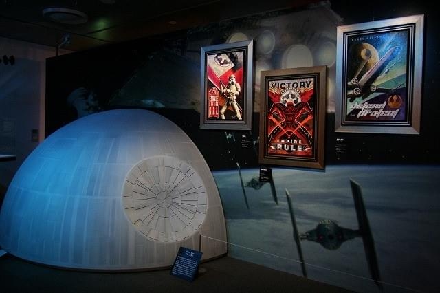 「スター・ウォーズ展」横浜会場は首都圏初公開作品約50点が追加！シリーズ最新作の特別ブースも設置