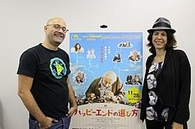 息もぴったりの(左から)シャロン・ マイモン監督とタル・グラニット監督「ハッピーエンドの選び方」
