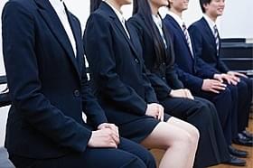 「何者」ビジュアル「何者」