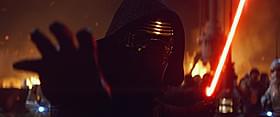 「スター・ウォーズ フォースの覚醒」の一場面「ジュラシック・ワールド」