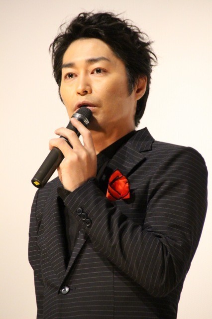 「俳優 亀岡拓次」安田顕、学生時代の奇抜すぎるファッションを明かす！
