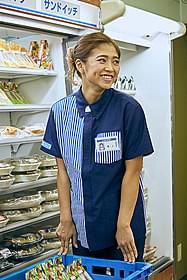 コンビニ店員役で 「植物図鑑」に出演している今井華「植物図鑑 運命の恋、ひろいました」