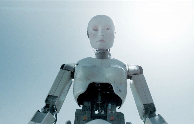 人工知能ロボットvs人間のカーチェイス オートマタ 本編映像を独占入手 映画ニュース 映画 Com