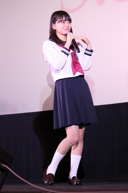 山本舞香、セーラー服姿で「桜ノ雨」を合唱！「本当にいい歌」と大感激 - 画像5