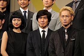 元刑事の警察広報官を演じる佐藤浩市「64 ロクヨン 前編」