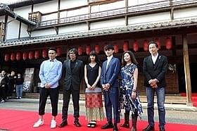 「うつくしいひと」のメガホンをとった行定勲監督と出演 した橋本愛、高良健吾、姜尚中、石田えり、米村亮太朗「うつくしいひと」