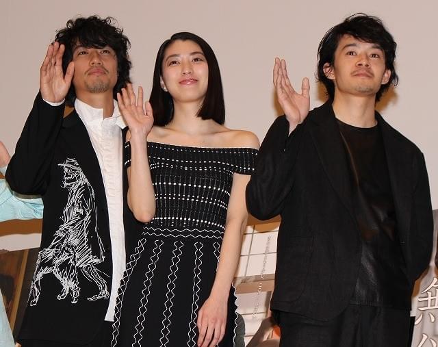 成海璃子、池松壮亮＆斎藤工のラブシーンに赤面「見せつけられた感じ」