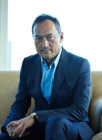 インタビューに応じた渡辺謙「追憶の森」