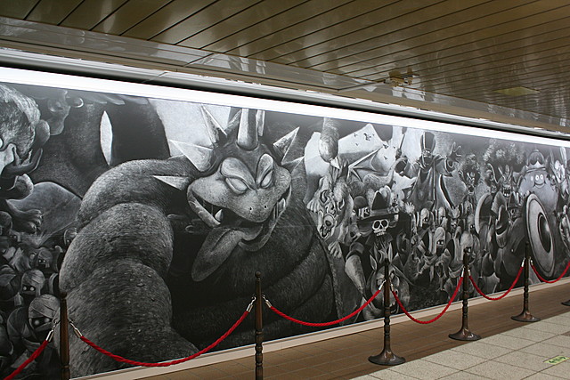 「ドラクエ」生みの親・堀井雄二、巨大黒板アートのバルザックに”かいしんの一撃”！ - 画像1