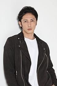 役作りに際しては原作者を参考にしたという「探偵ミタライの事件簿 星籠(せいろ)の海」