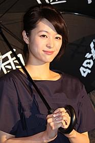 「雨は好きじゃない」に監督もガックリ「雨女」