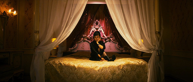 前田敦子、新曲MVでランジェリー姿や入浴シーン 「本能のまま生きる女性」を奔放に - 画像12