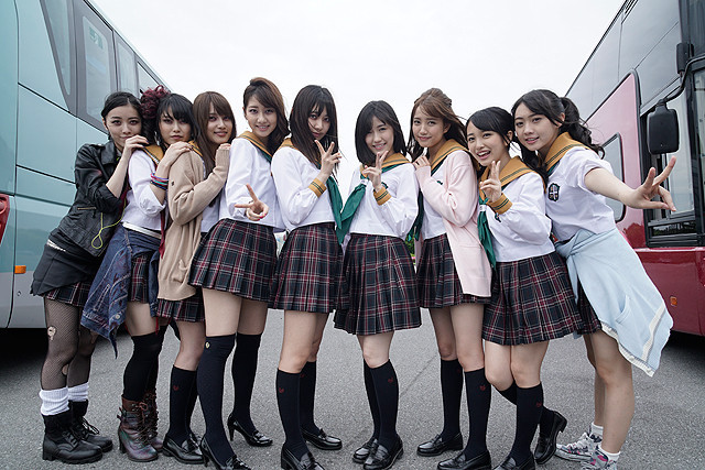「CROW'S BLOOD」に出演する AKB48グループのメンバーたち