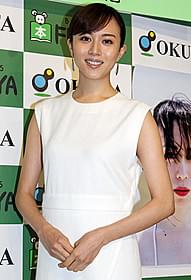写真集を発売した比嘉愛未