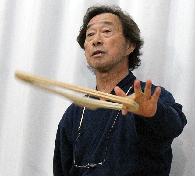 武田鉄矢、29年ぶり復活のハンガーヌンチャクに手応え「杵柄ってあるもんだねえ」 - 画像2