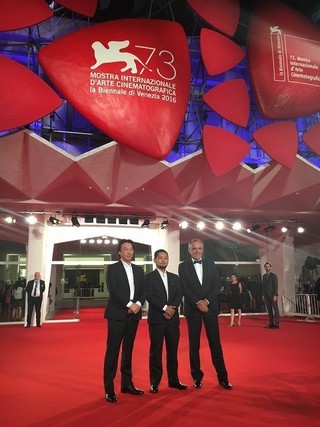 「GANTZ:O」ベネチア映画祭でお披露目、川村泰監督がCG映像をPR
