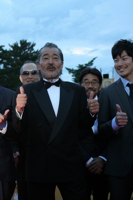 第4回なら国際映画祭開幕！ 斎藤工ら豪華俳優陣、せんとくんがレッドカーペットに登場