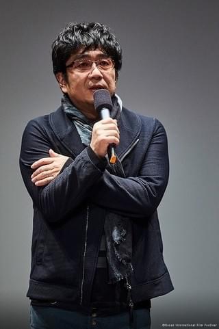 大友啓史監督＆カエル男登場に800人熱狂！小栗旬主演「ミュージアム」が釜山で上映